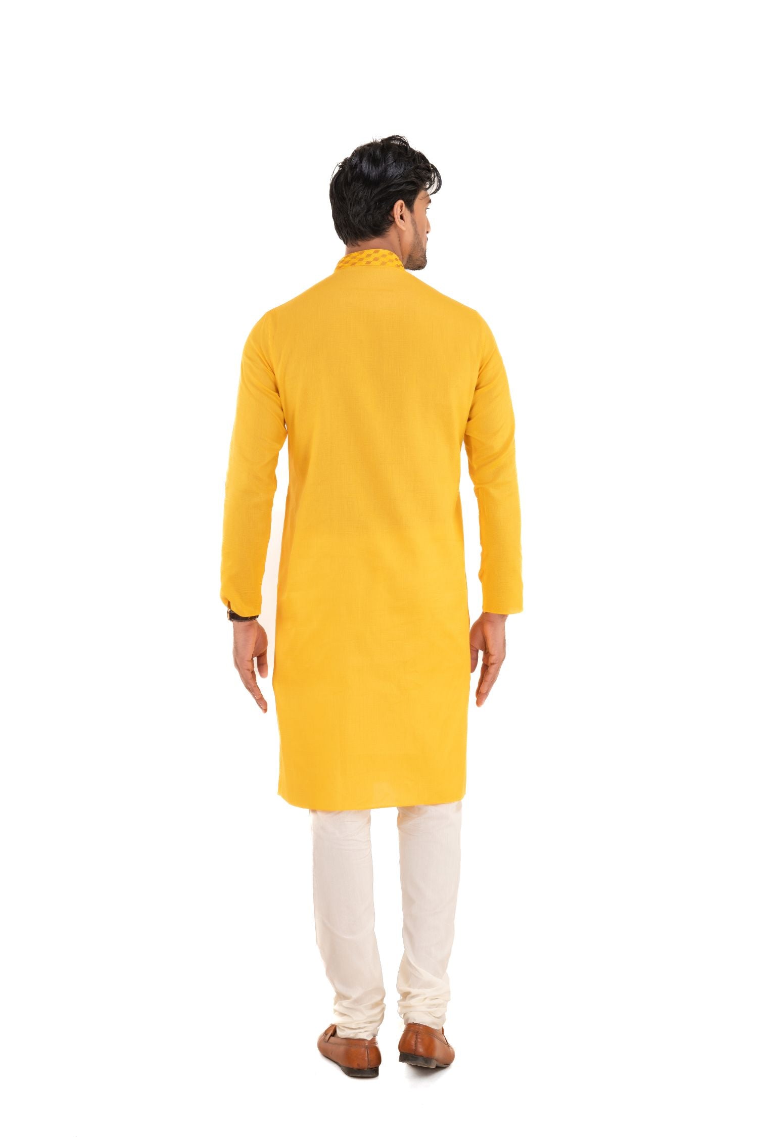 Solid Mandarin Collar Kurta