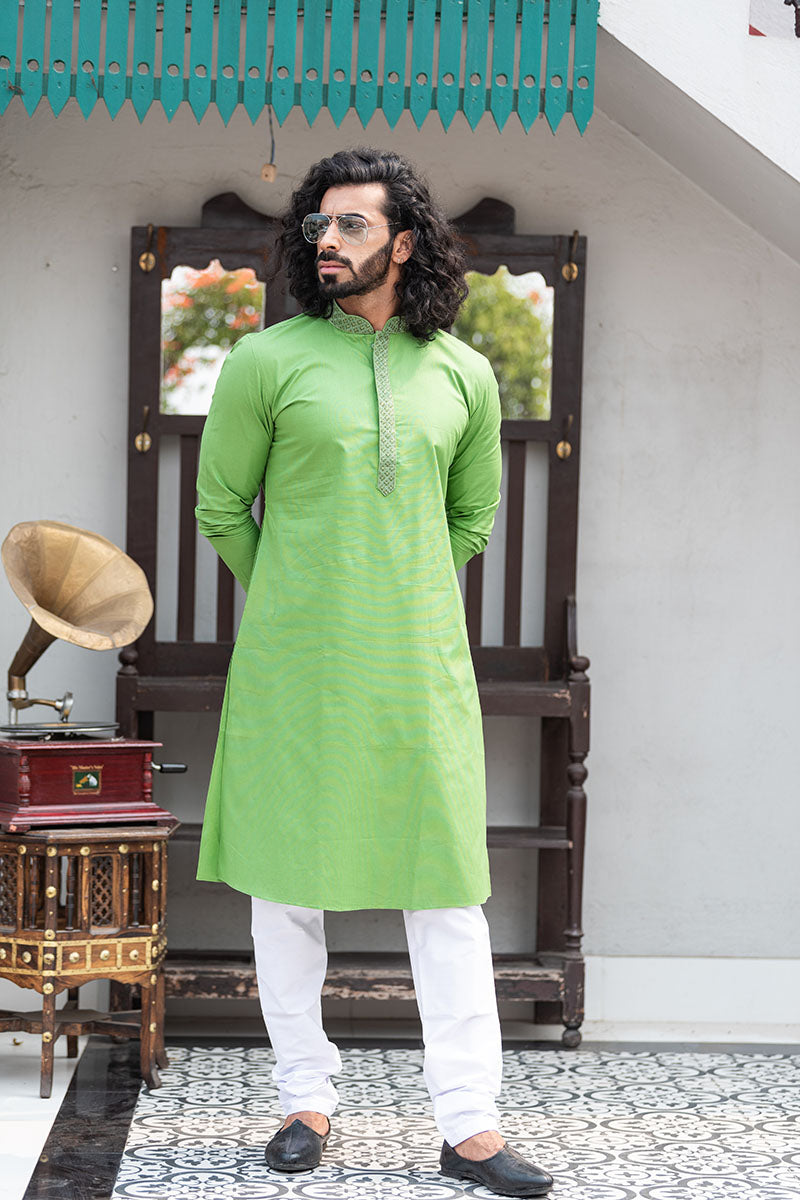 Men's Solid Regular Cotton Kurta