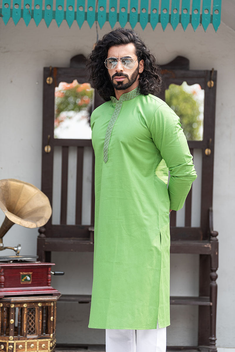 Men's Solid Regular Cotton Kurta