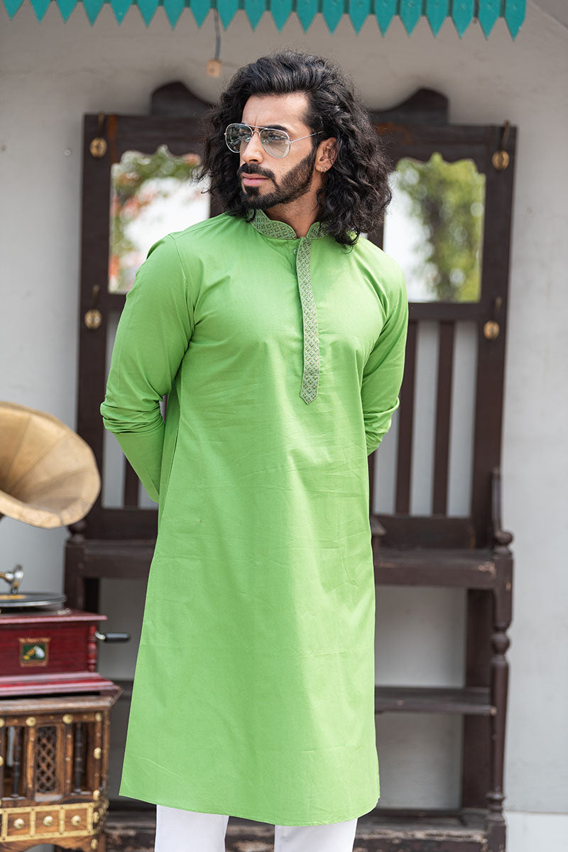 Men's Solid Regular Cotton Kurta